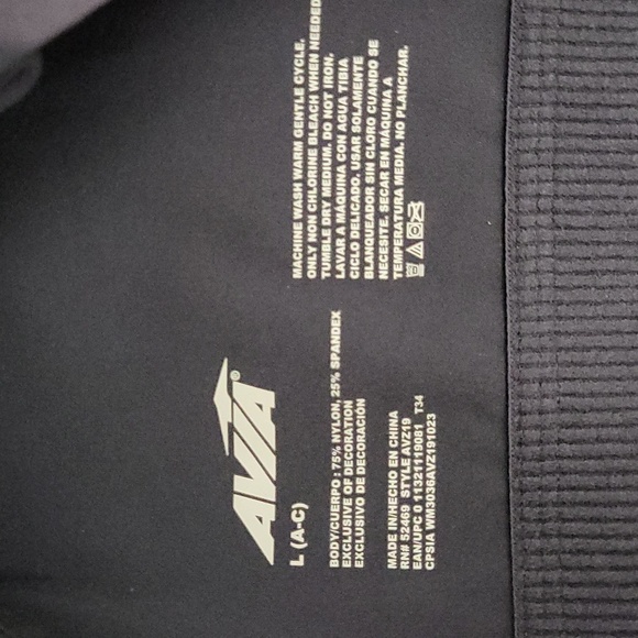 🛍Avia Womens L Cropped Sports Bra Blue Grey Low Support Stretch 2 Pack NEW - Picture 5 of 10